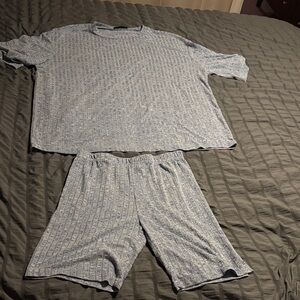 SHEIN women’s Soft over sizes shorts and T Set